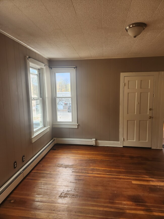 Photo - 11 Fairview Ave