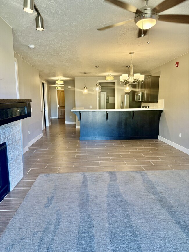 Photo - 810 S Dixie Dr