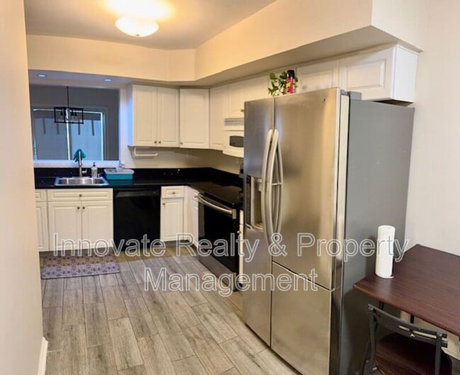 Photo - 584 Mount Vernon Cir