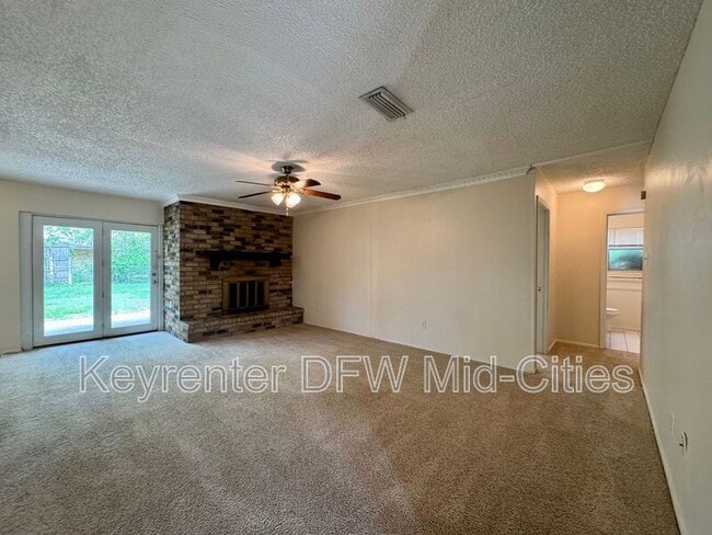 Photo - 338 Beatty Dr