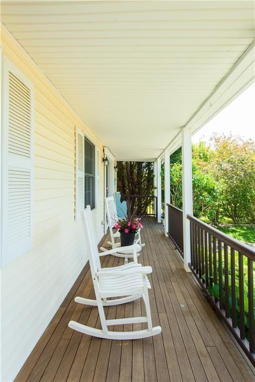 Photo - 663 Aquidneck Ave