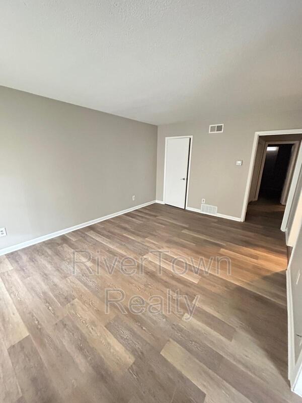 Photo - 1176 Railton Rd