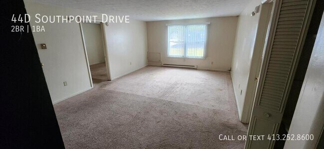 Photo - 44 Southpoint Dr