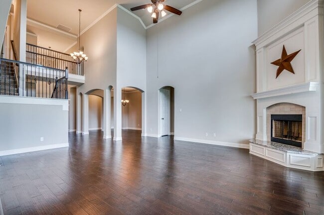 Photo - 830 Cross Creek Ct