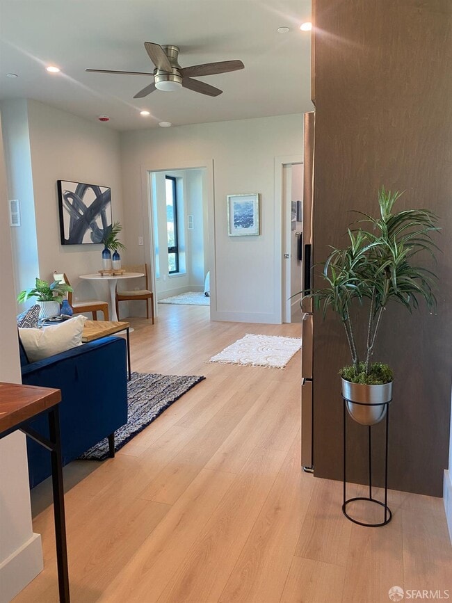 Photo - 3945 Judah St