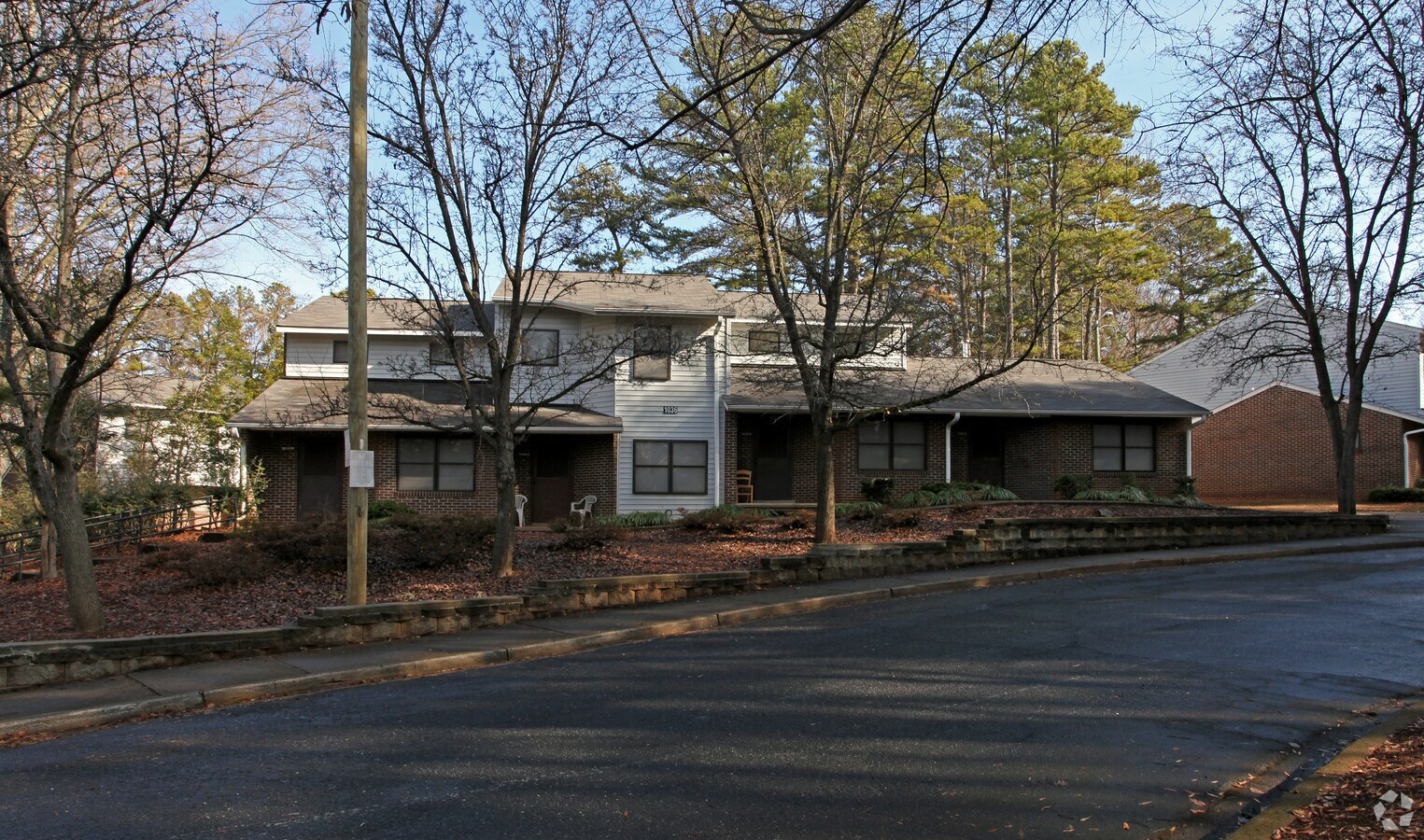 Photo - Claremont Apartments