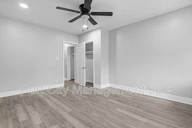 Photo - 1806 Aiken St