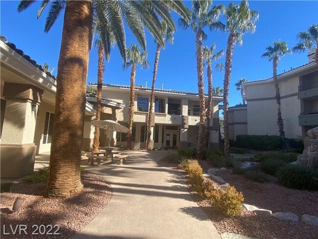 Photo - *Guard Gated @ Vistana- 1 Bedroom Condo!