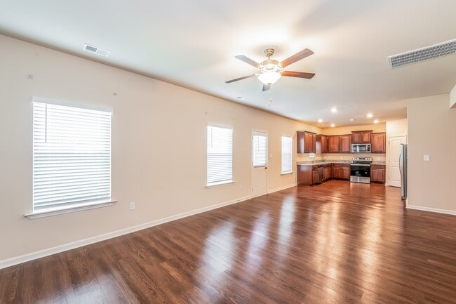 Photo - 375 Clover Cir