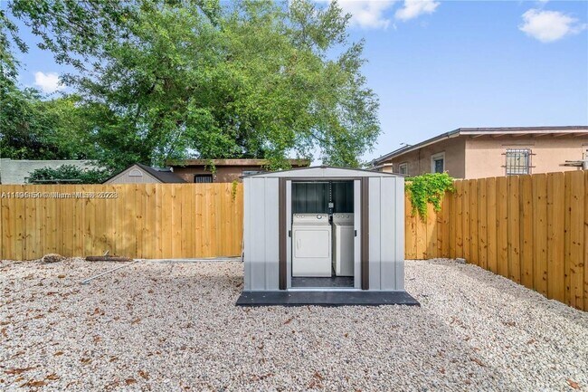 Photo - 6800 NW 5th Pl