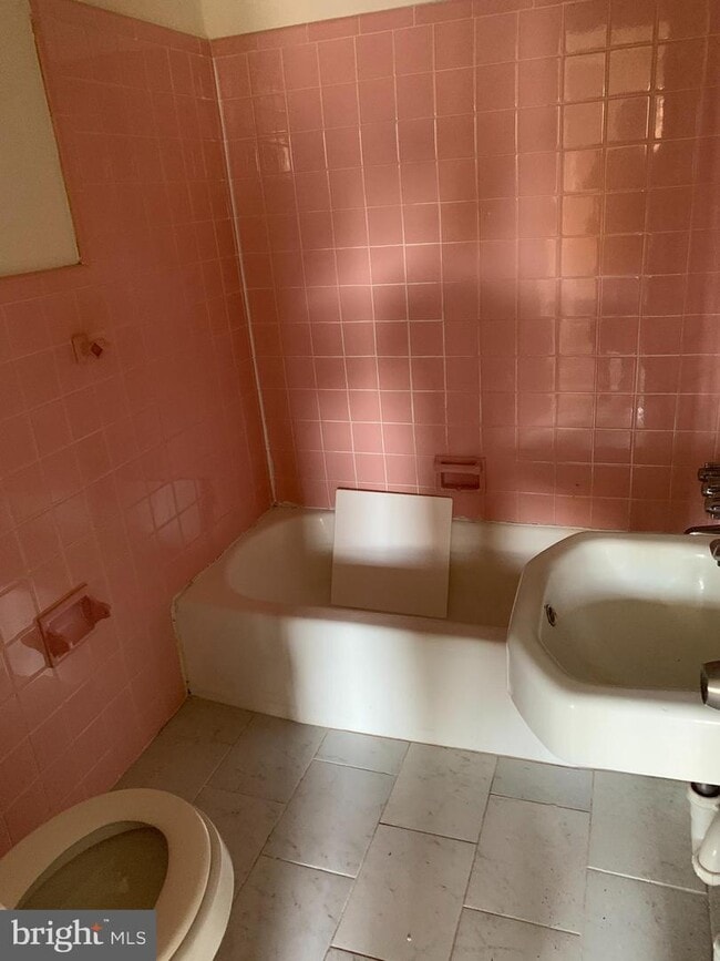 Photo - 3528 Arthur St