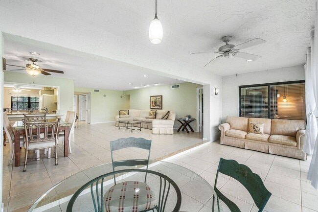 Photo - 6446 Aspen Glen Cir