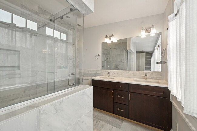 Photo - 1452 Spring Rd NW