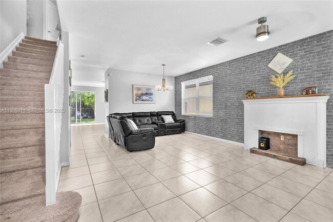 Photo - 2190 SE 2nd St