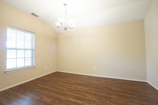 Photo - 11219 Overland Trail Dr