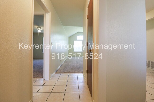 Photo - 2 Bed 1 Bath House in Claremore