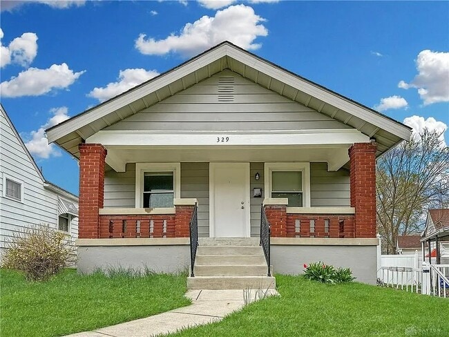 Building Photo - 329 E Fairview Ave