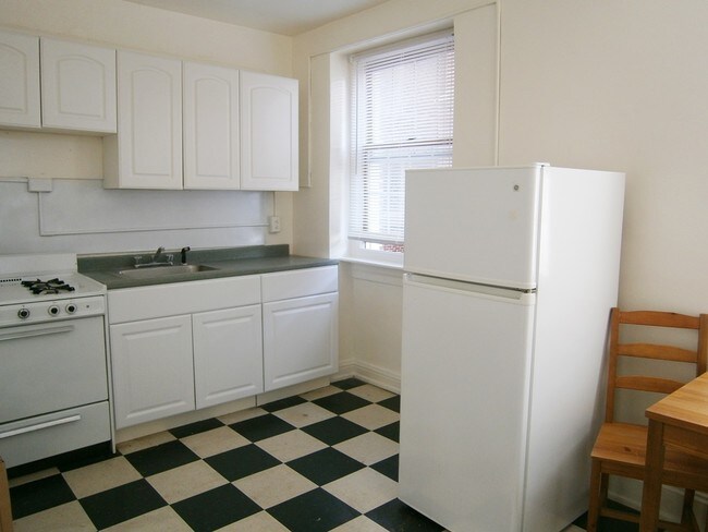 Baltimorean Apartments