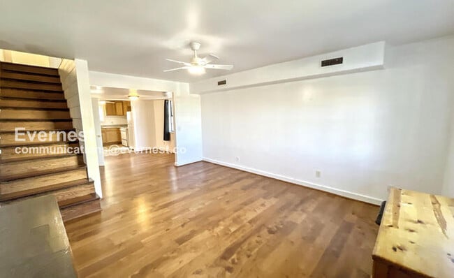 Photo - 2 Bed/1.5 Bath Townhome with Fenced Yard / Pet-Friendly / Available Now!