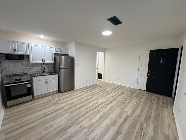 Photo - Kirkup Ave Unidad 1