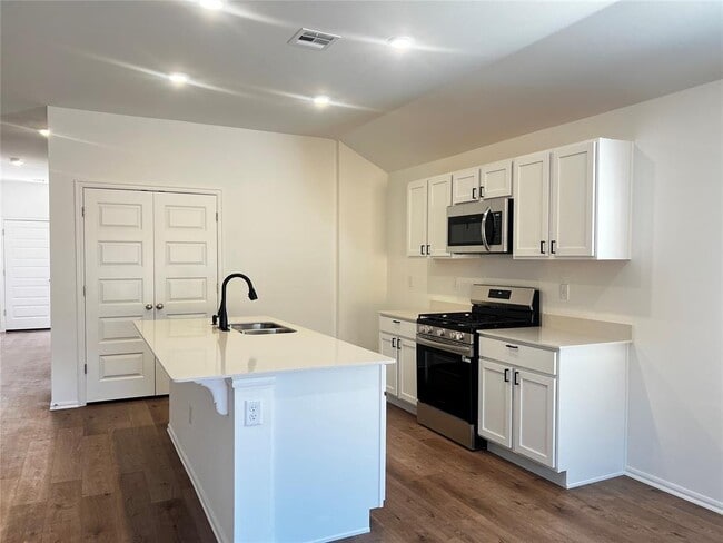 Photo - 3433 Little Creek Dr