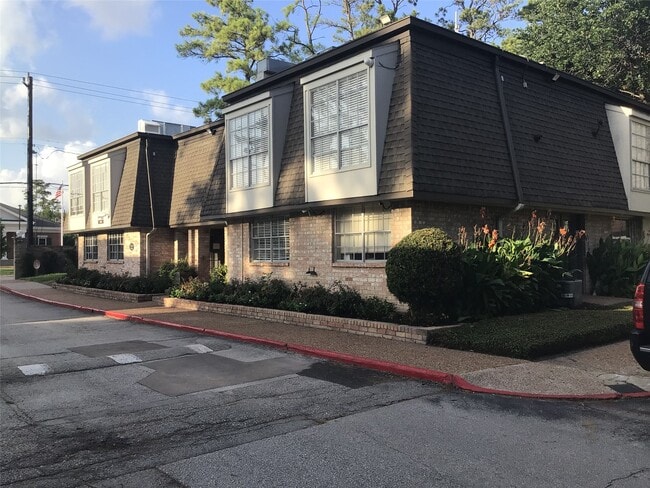 Photo - 12633 Memorial Dr Unit 142