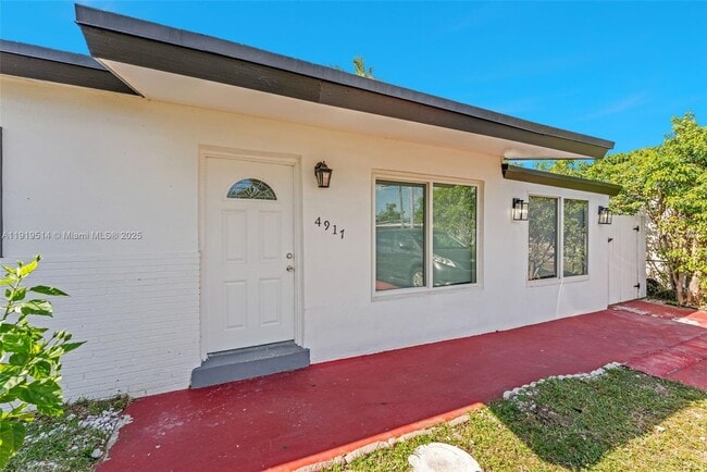 Photo - 4917 SW 43rd Terrace