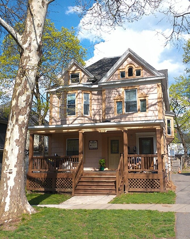 Building Photo - 509 Columbus Ave Unit Columbus 509.1 Rental