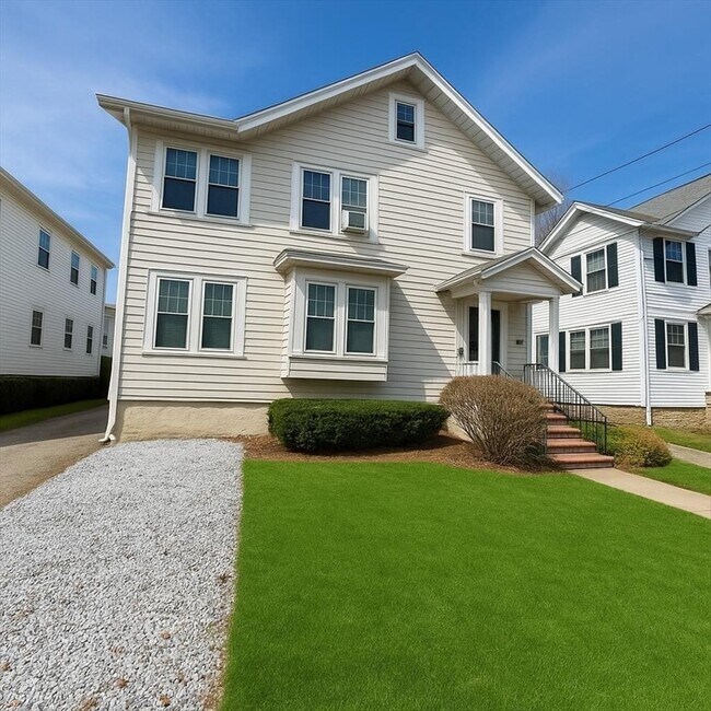 Building Photo - 29 Springfield St Unit 29