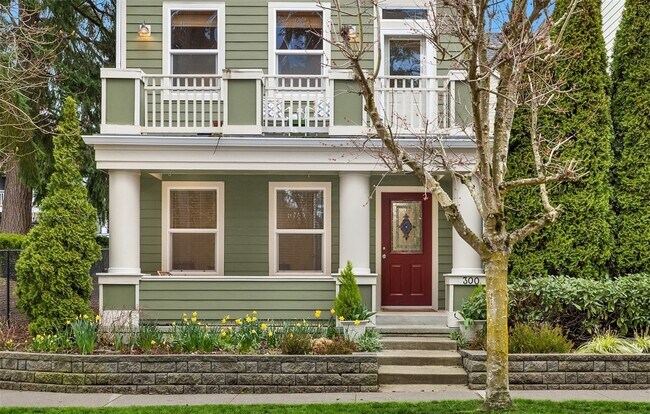 Photo - 300 Wyatt Way NE