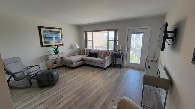 Photo - 131 Doolen Ct Unit 308