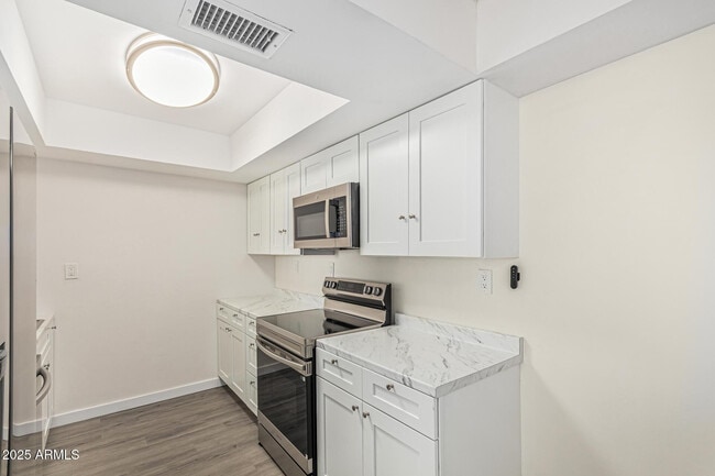 Photo - 6480 N 82nd St Unidad 2213