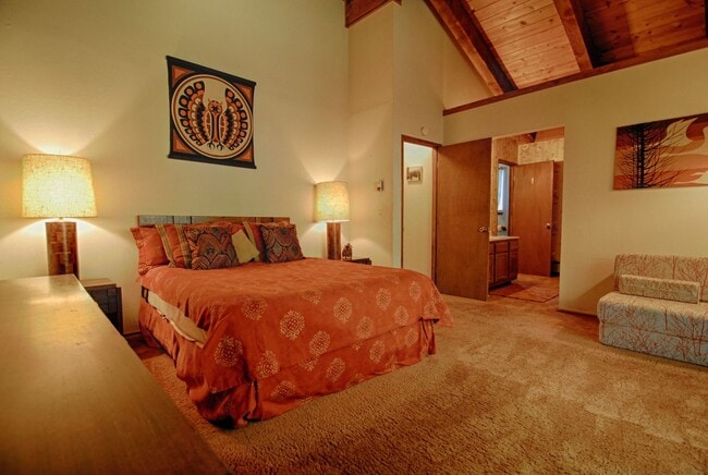 Photo - SKI LEASE: Economical 3-Bedroom Home, On Bus line, Wood Burning Fireplace, Garage