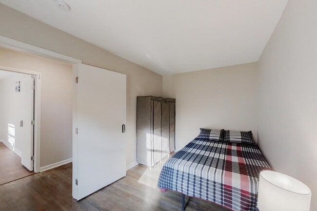 Photo - North Hairston | Hickory Hills Estates Home just an 8-minute walk to the transit stop at N Hairst...
