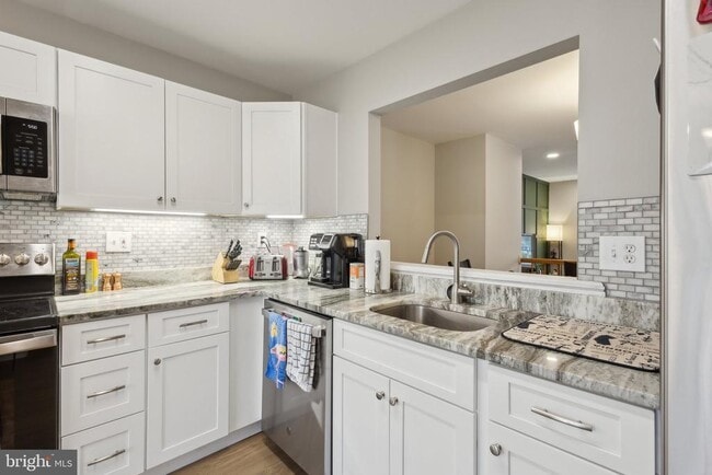 Photo - 602 Stafford Glen Ct