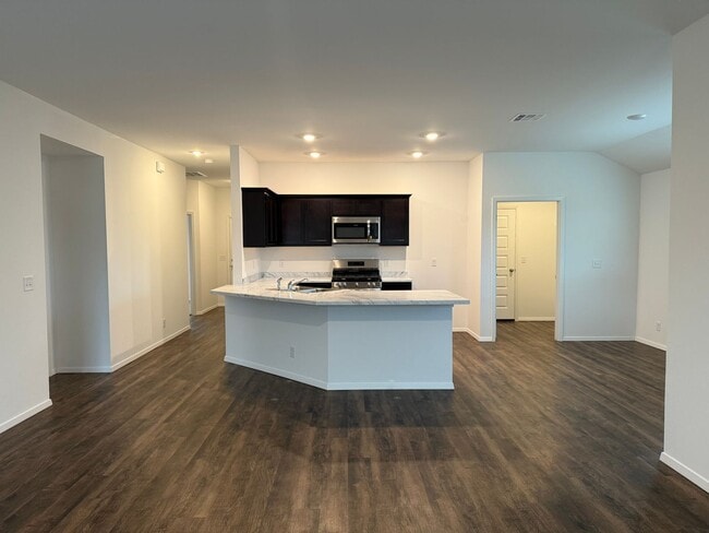 Photo - Welcome to your beautiful new 3 bed 2 bath in Coweta!