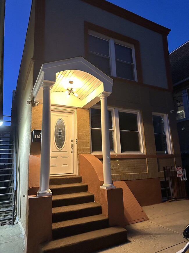 Building Photo - 5407 Jackson St Rental