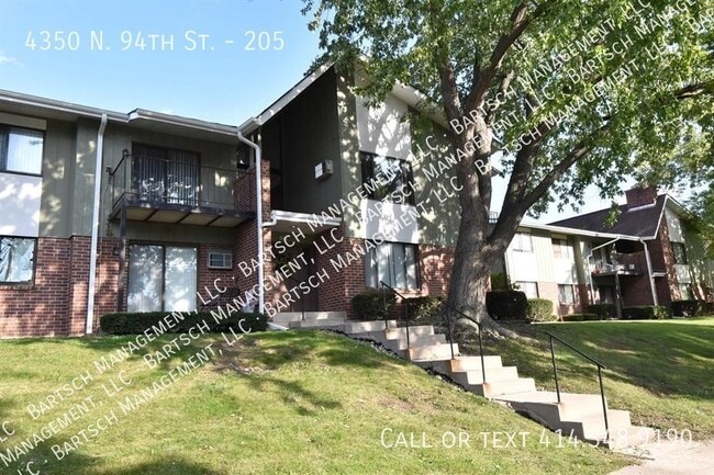 Building Photo - 4350 N 94th St Unit 205