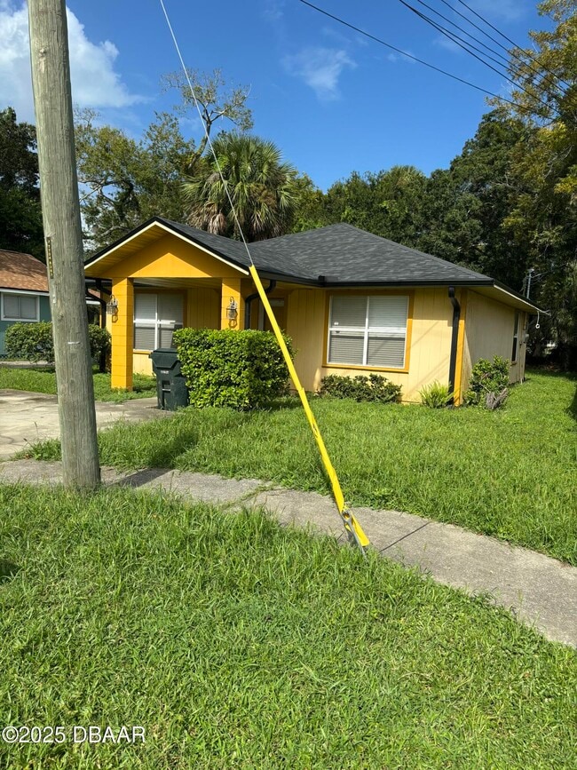 Photo - 411 Pleasant St