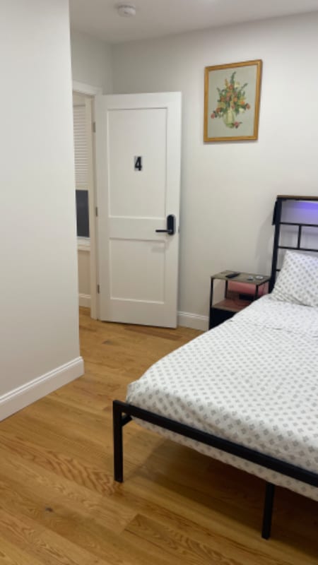 Photo - 16 N Main St