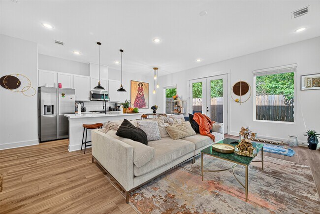 Photo - 778 W Tidwell Rd