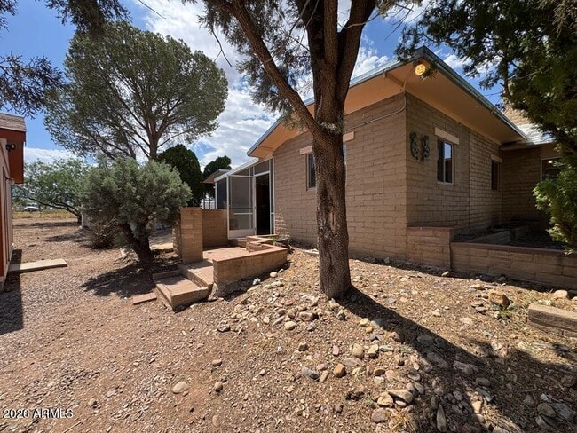 Photo - 4818 S Santa Elena Ave