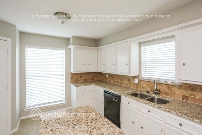 Photo - 1706 Surrey Ct