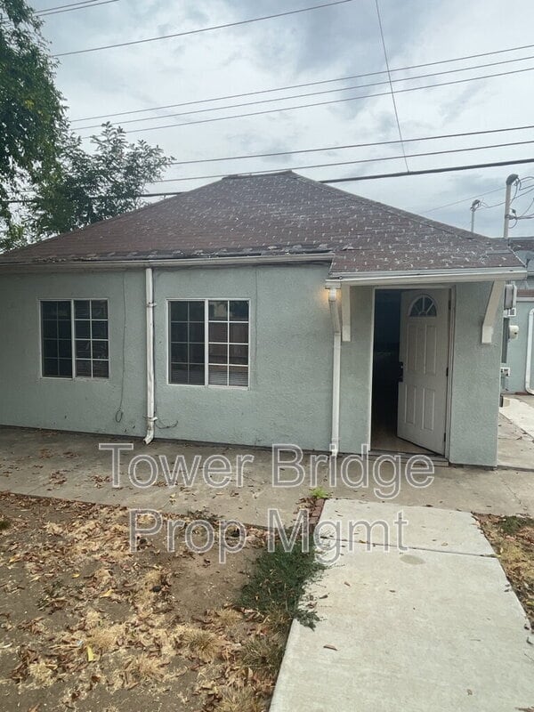 Photo - 1313 Lochbrae Rd