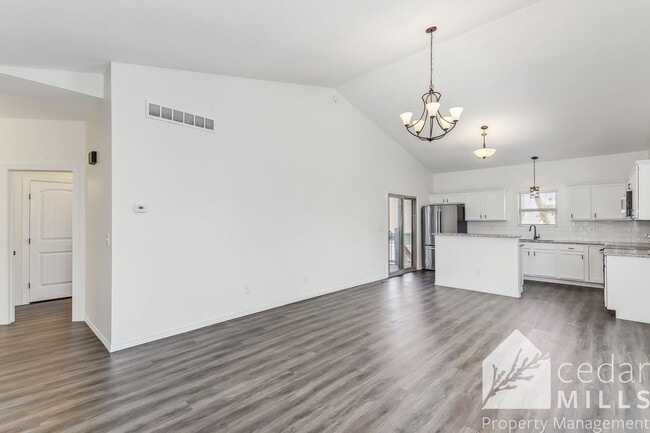 Building Photo - Stunning Townhome in East Wichita-This is a Must See!