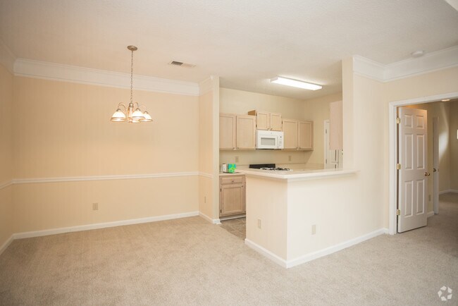 2BR, 2BA - 1,237 SF - St. Andrews Apartment Homes