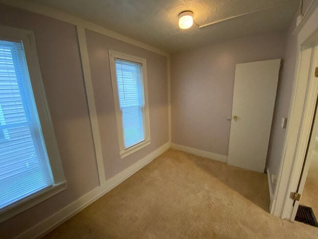 846 Jennette Ave NW Unit 1