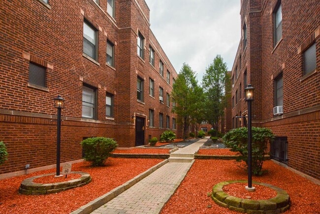 Photo - 3810 N Fremont St Unit J08P