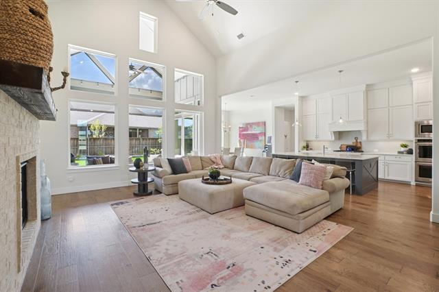 Photo - 261 Carrington Dr