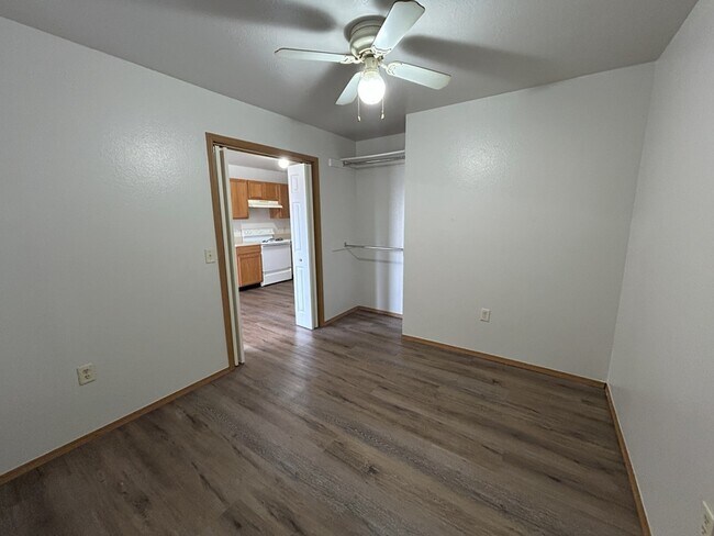 Photo - 1635 Neptune St